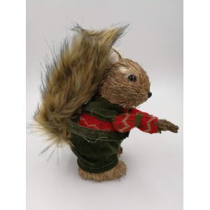 ESQUILO NATALINO MENINO EM PALHA